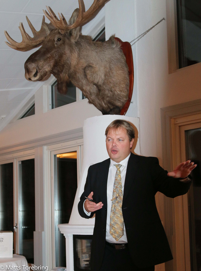 Niklas orebring h&aring;ller tal Torebrings 40 &aring;rs jubileum